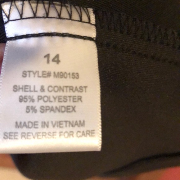 Cold shoulder black Sheath Dress - Picture 7 of 8